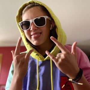 Meet your Posher, Lolla